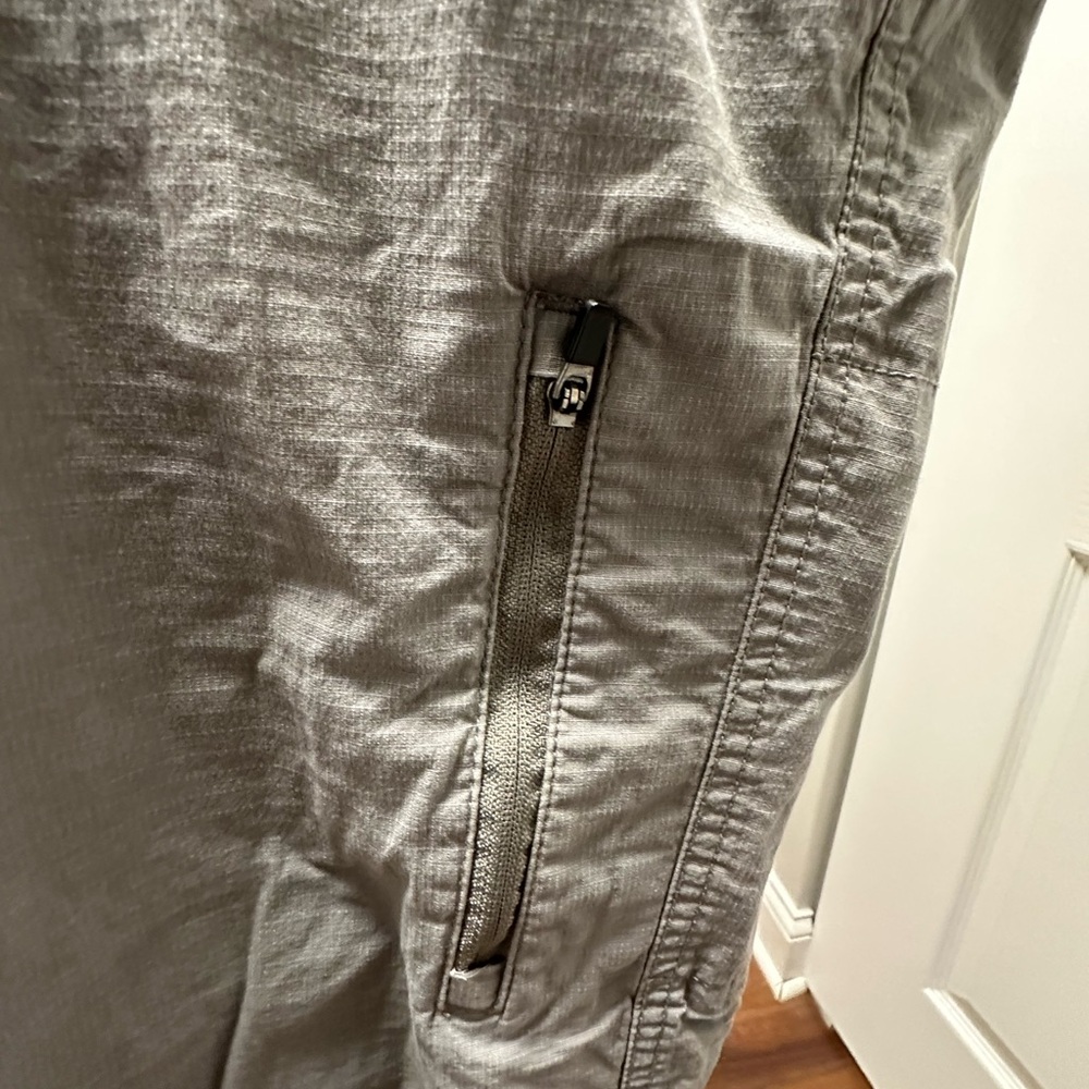 Vuori Ripstop Gray Drawstring Pants - image 8